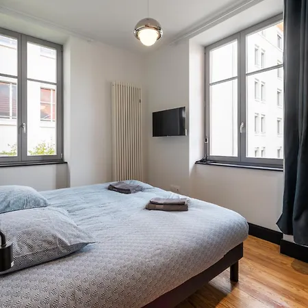 Apartment Chez Charlotte - Neuf - De Gamme - Tram - Proche Centre-ville - Confort